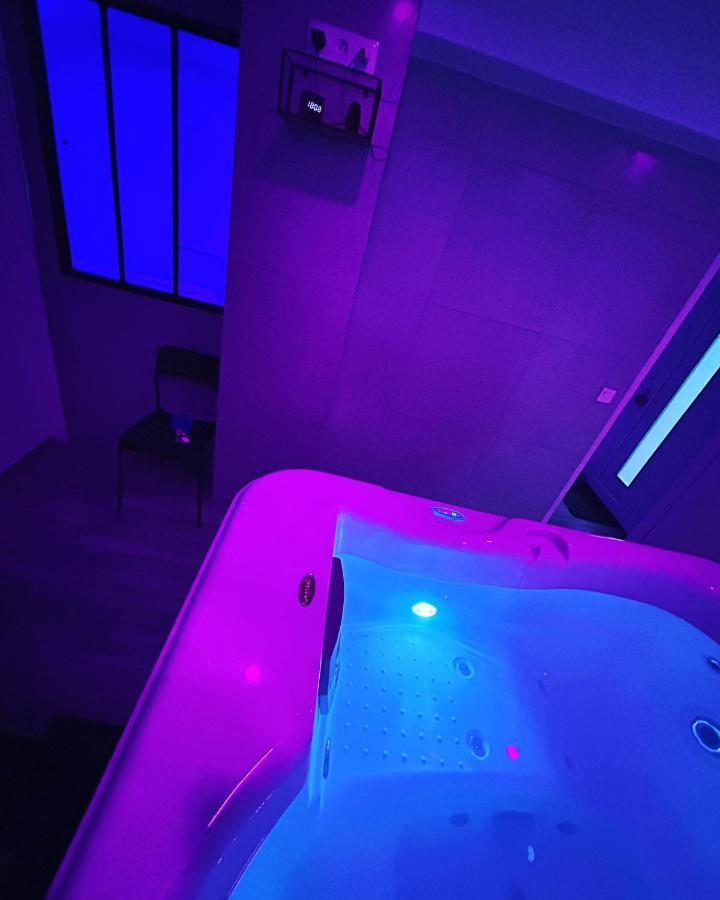 Villa Jacuzzi privé à conflans Exterior foto
