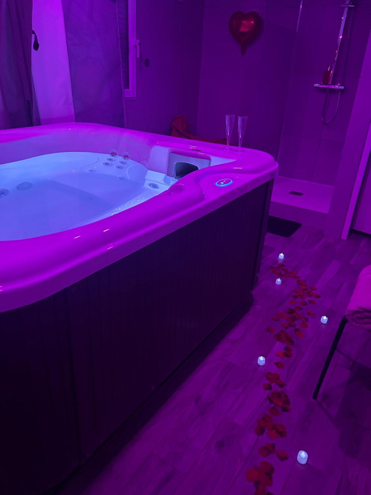 Villa Jacuzzi privé à conflans Exterior foto